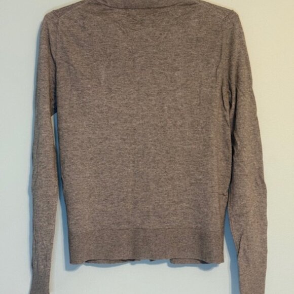 Banana Republic Grey Button Front Crewneck Cardigan Sweater S EUC - Picture 3 of 7